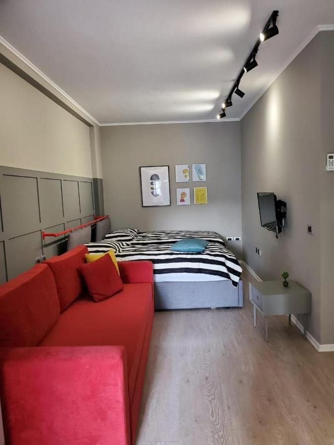 Helga'S Deluxe 3 Apartment ติรานา ภายนอก รูปภาพ